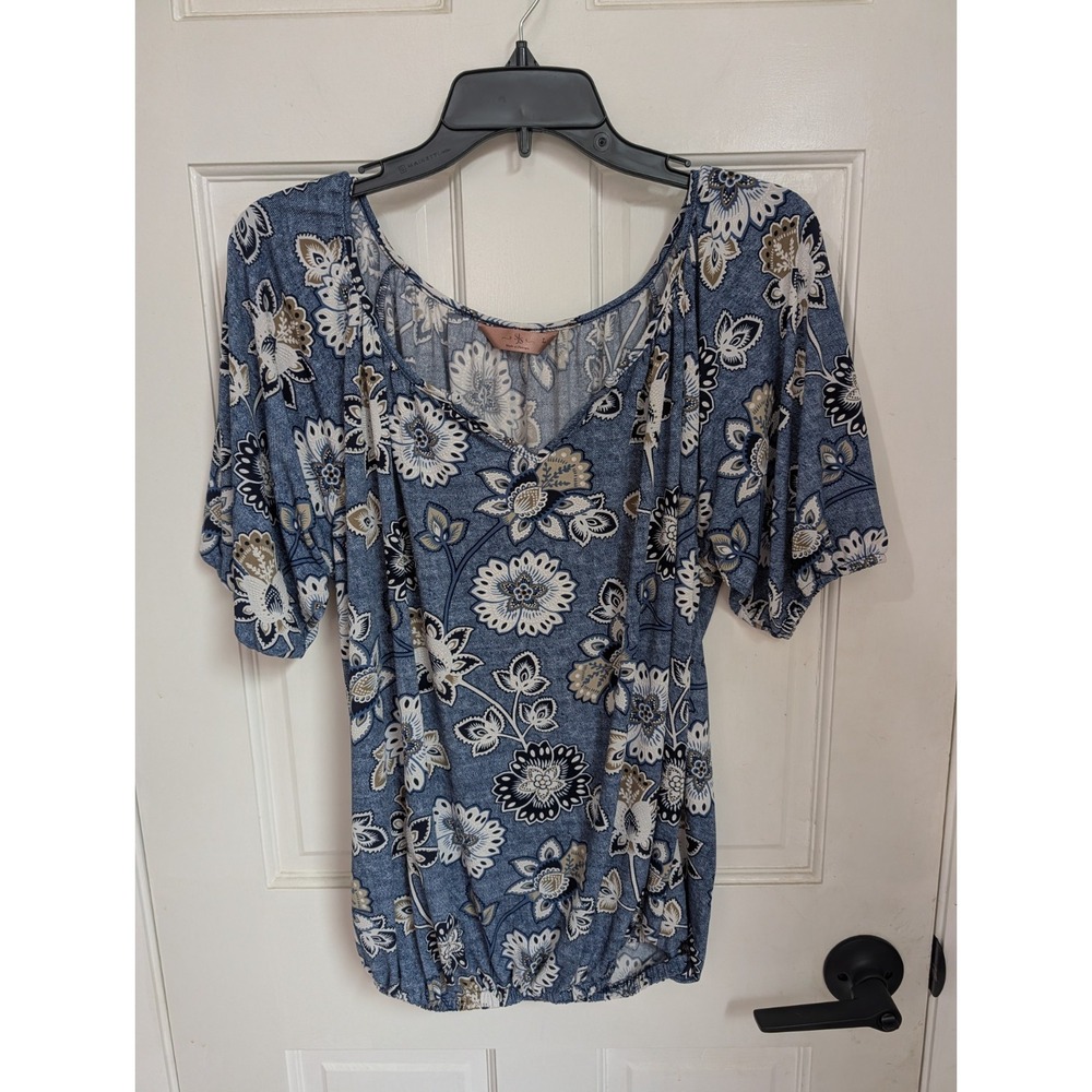 SJS Textured Top Women's Size Large Blue & White Floral